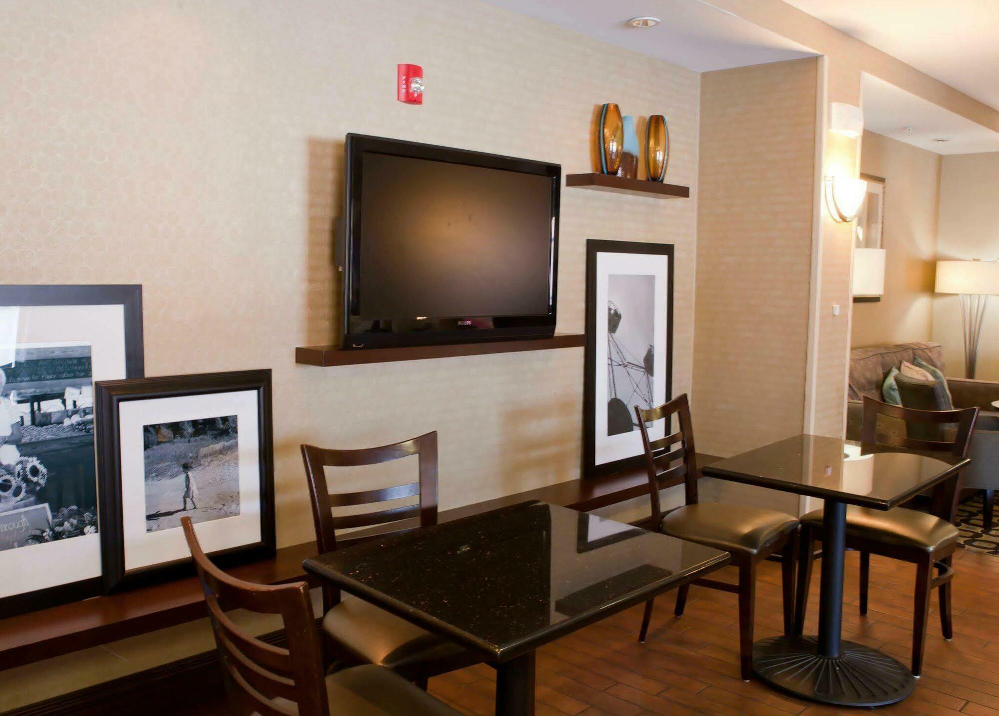 Hampton Inn North Brunswick Nj Εξωτερικό φωτογραφία